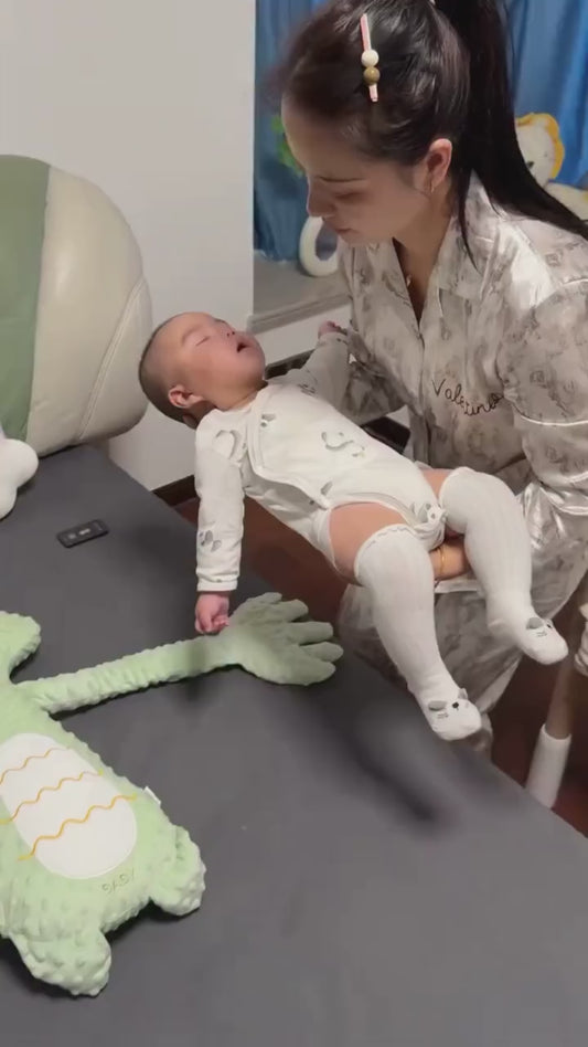 Baby-Schlaf-Patting-Puppe mit beruhigender Handflächenfernbedienung, elektrisches Baby-Handkissen, beruhigendes Handflächenklopfen als Geschenk für Kleinkinder